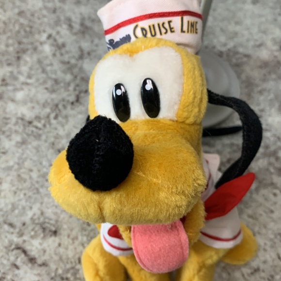 Disney Cruise Line Captain Pluto Plush and pin trading - Picture 6 of 17